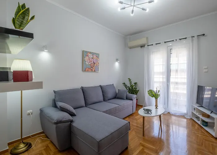 Lovely And Modern 3Bd Close To Ampelokipoi Metro